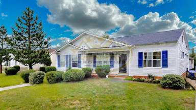 Main picture of 7 Sterling Ridge Ct