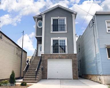 Main picture of 329 Central Ave