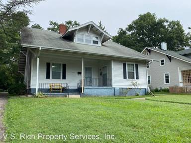 Main picture of 2402 Chapel Hill Rd