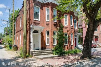 Main picture of 110 N Harrison St