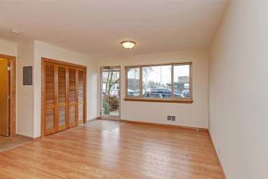 Main picture of Boston Manor Apartments - 2202