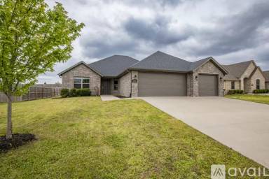 Main picture of 3551 Butterfly Ave