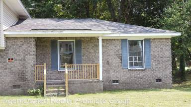 Main picture of 126 Roberta Dr