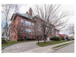 Main picture of 51 Pettee St
