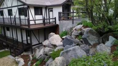 Main picture of 13765 Mogul Way