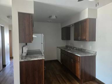 Main picture of 1927 Sylvan Way