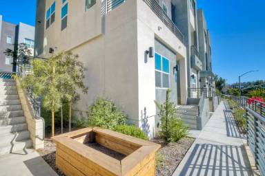 Main picture of 10492 San Diego Mission Rd