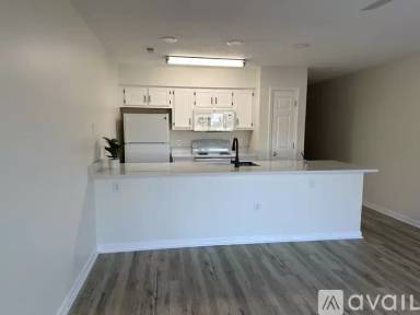 Main picture of 581 Blue River Ct