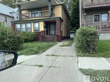 Main picture of 506 E 140th St