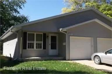 Main picture of 505 S Urbana Ave