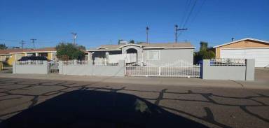 Main picture of 5221 S 21st Ave