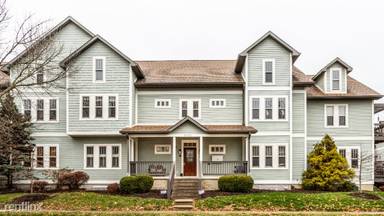 Main picture of 2230 N Pennsylvania St