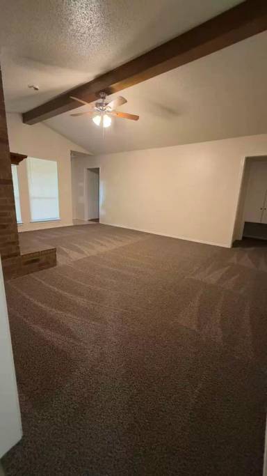 Main picture of 212 Darrin Dr