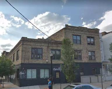 Main picture of 4705 Park Ave