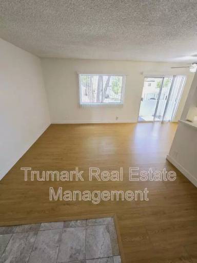 Main picture of 337 E Tujunga Ave