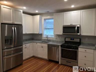 Main picture of 305 Highland Ave