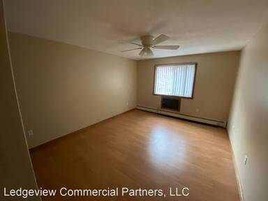 Main picture of 23 Country Club Dr
