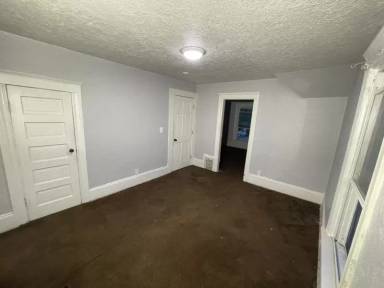 Main picture of 709 Steward Ave