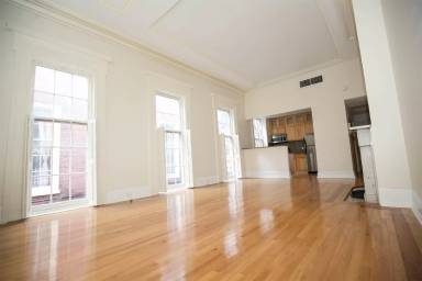Main picture of 1814 Spruce Street, Philadelphia, PA 19103 - 2R