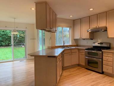 Main picture of 12219 SE 38th St