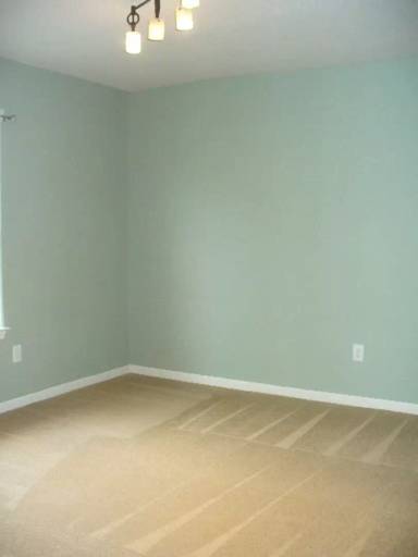 Main picture of 5815 Circle Cyn