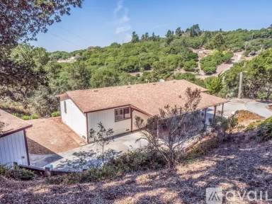 Main picture of 210 Hidden Valley Rd