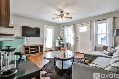 Main picture of 815 Verner St NW