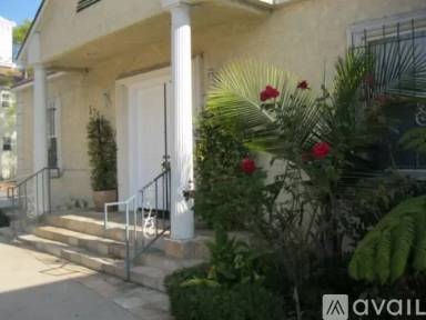 Main picture of 5750 San Vicente Blvd