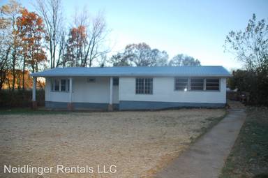 Main picture of 126 Southside Dr