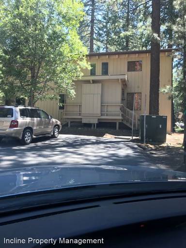 Main picture of 321 Ski Way
