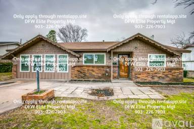 Main picture of 833 Sunshine Ln