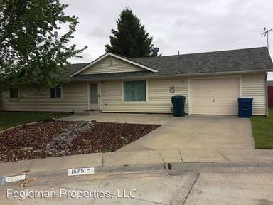 Main picture of 1575 Rosewood St