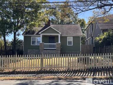 Main picture of 1519 Merriman Ave