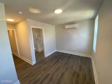 Main picture of 2208 N Cleveland St