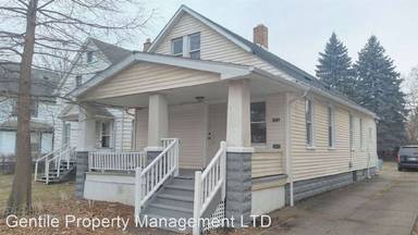 Main picture of 3684 E 53rd St