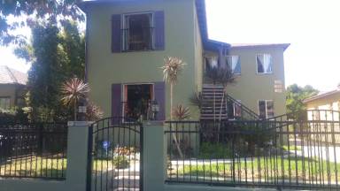 Main picture of 1419 S Sierra Bonita Ave