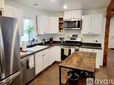 Main picture of 542 N 5th St