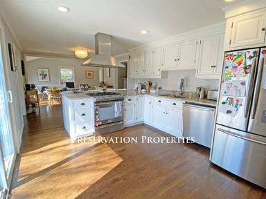 Main picture of 11 Denton Rd