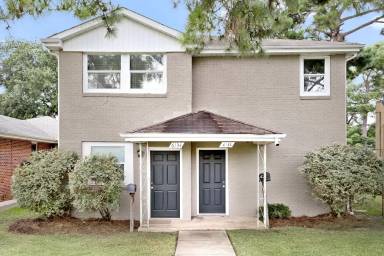 Main picture of 6134 Orleans Ave