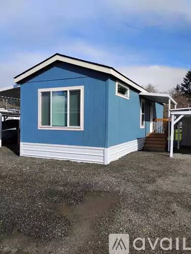 Main picture of 5609 Olympic Hwy
