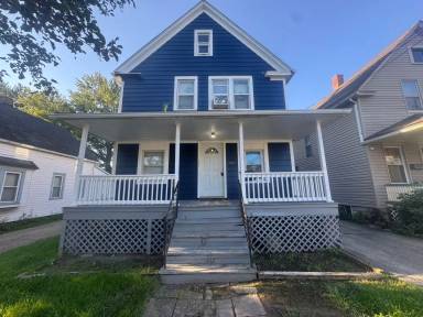 Main picture of 2807 Roanoke Ave