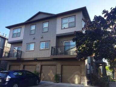Main picture of 614 NE Adwick Dr