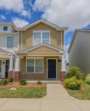 Main picture of 323 Sam Houston Cir