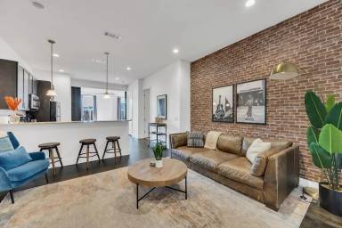 Main picture of Lofts at 30