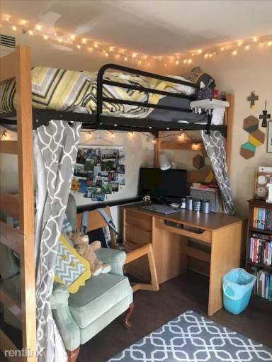 Main picture of 2929 Saint Paul St