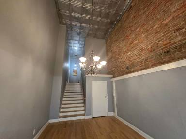 Main picture of 214 Hay St