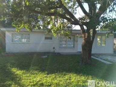 Main picture of 226 E Cornelius Cir