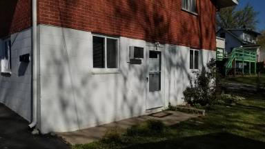 Main picture of 3222 Airway Ave