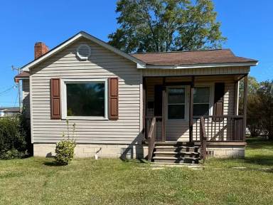 Main picture of 600 W Smith St