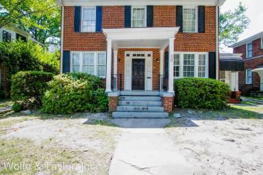 Main picture of 530 Santee Ave